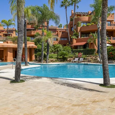 Sea Views Penthouse La Alzambra Puerto Banus Apartman